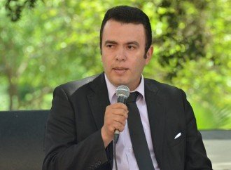 لغة الإشارة معراج من المدنس الى المقدس. – بقلم : د . محمد غاني